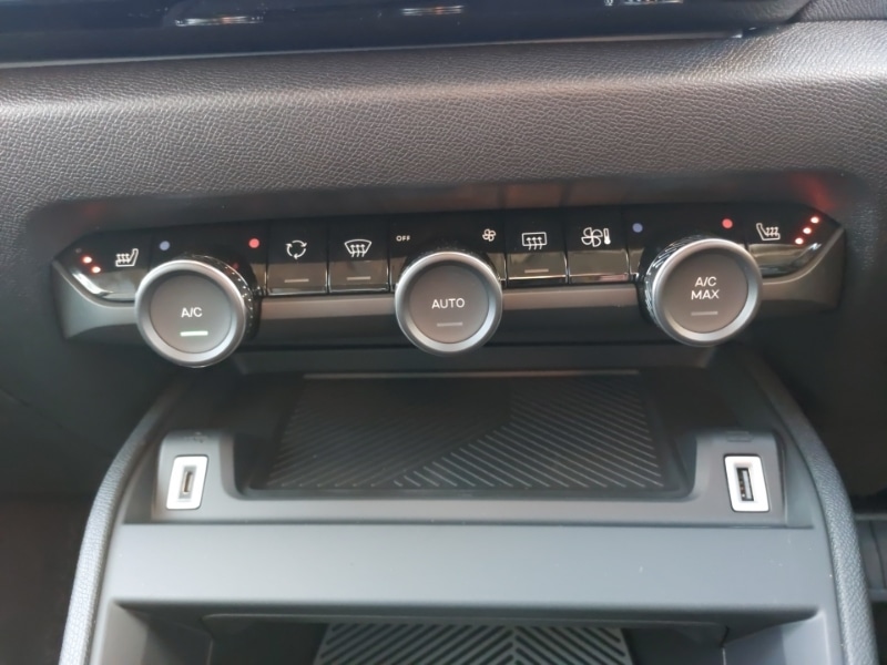 Used Citroen C4 2025 for sale - 77740548: Photo 17