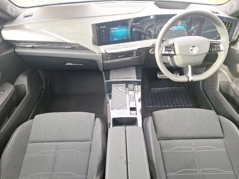 Used Vauxhall Astra 2025 for sale - 76721343: Photo 2