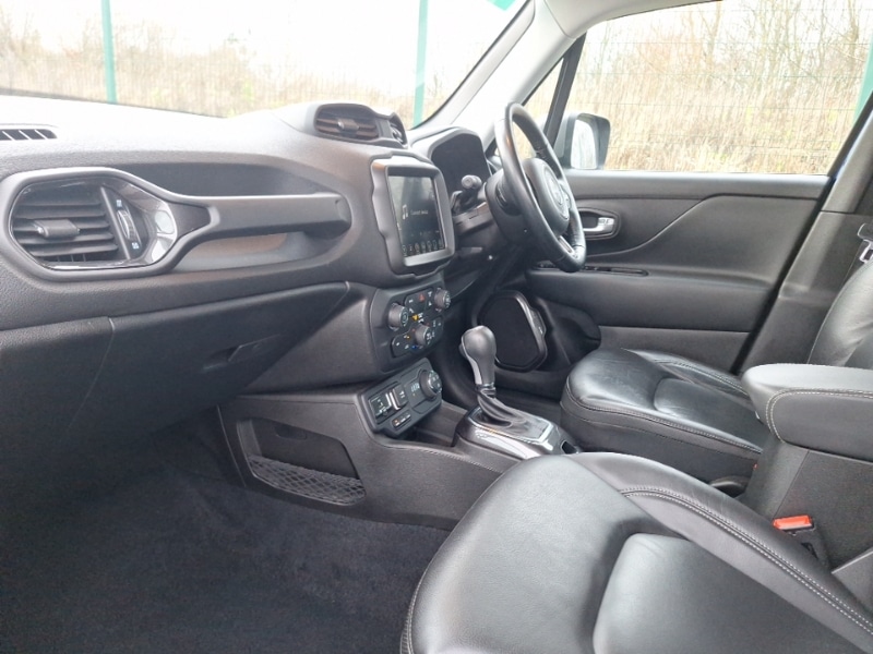 Used Jeep Renegade 2021 for sale - 77119031: Photo 5