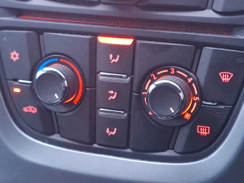 Used Vauxhall Astra GTC 2015 for sale - 77424359: Photo 13