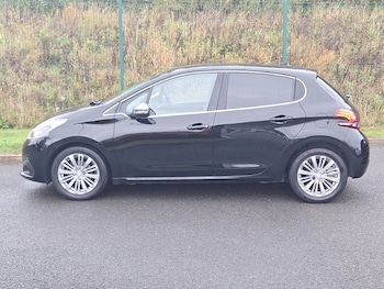Used Peugeot 208 2016 for sale - 76130042: Photo