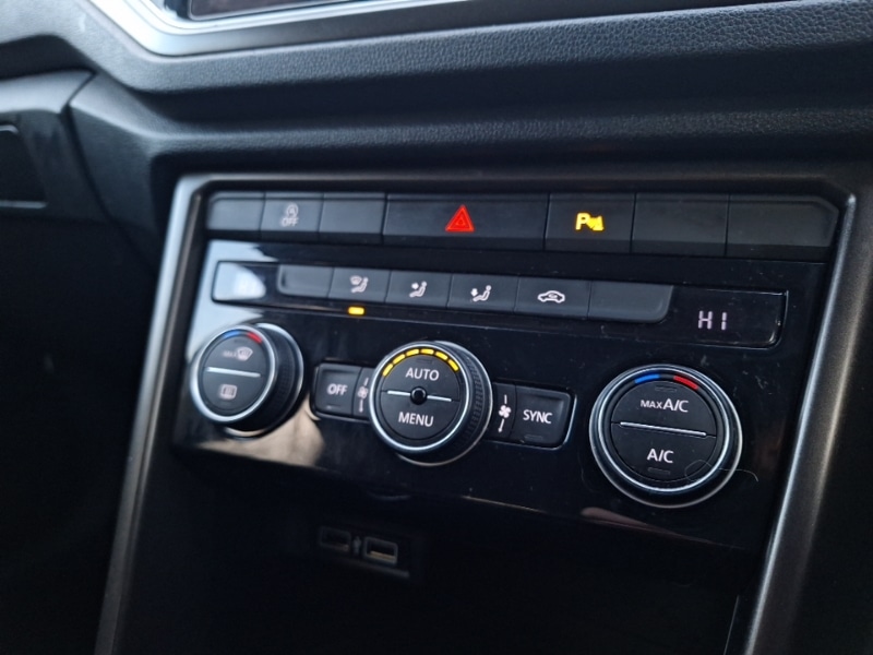 Used Volkswagen T-Roc 2019 for sale - 77922703: Photo 15