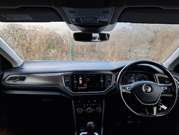 Used Volkswagen T-Roc 2019 for sale - 77922703: Photo