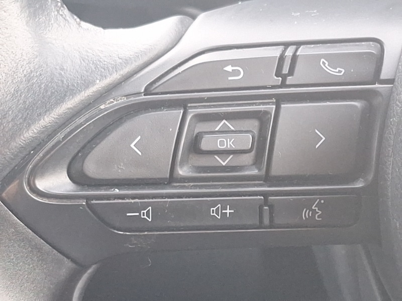 Used Toyota Yaris Cross 2022 for sale - 78023074: Photo 18