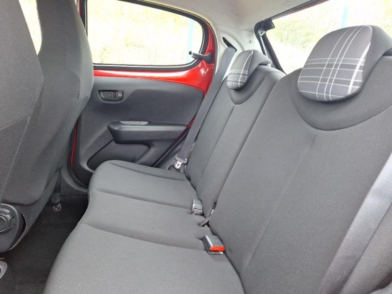 Used Peugeot 108 2016 for sale - 76369601: Photo 6