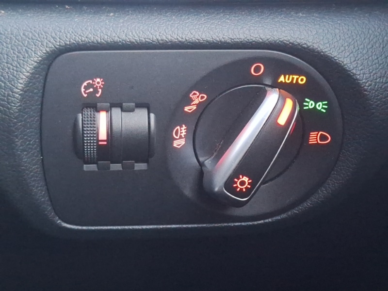 Used Audi Q3 2018 for sale - 77371210: Photo 17