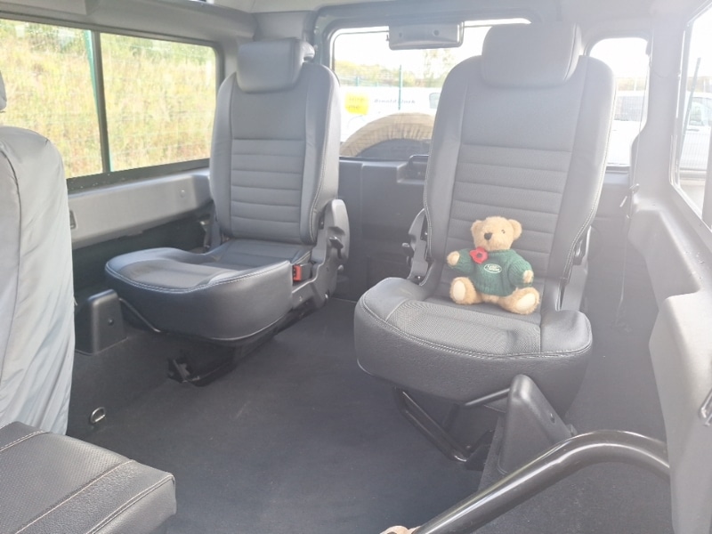 Used Land Rover Defender 2011 for sale - 76587264: Photo 6