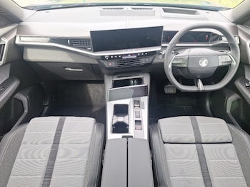 Used Vauxhall Grandland 2025 for sale - 78312213: Photo