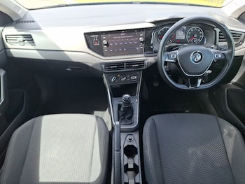 Used Volkswagen Polo 2019 for sale - 79087087: Photo