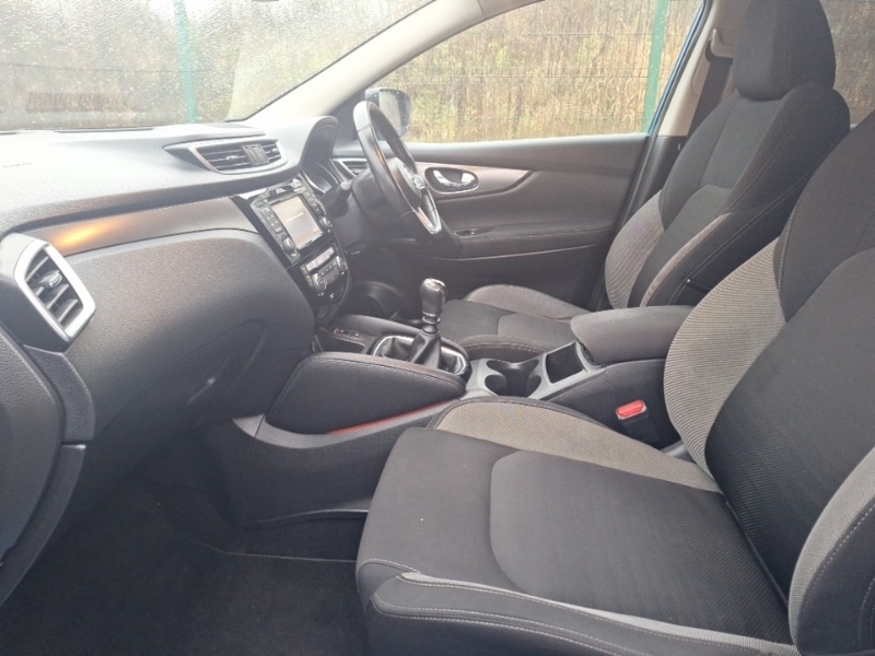 Used Nissan Qashqai 2017 for sale - 76708178: Photo 5