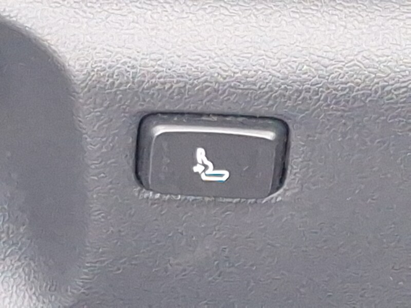 Used Toyota Yaris Cross 2022 for sale - 76492953: Photo 12