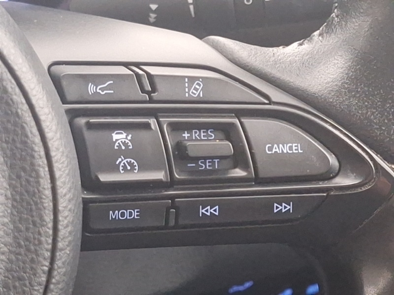 Used Toyota Yaris Cross 2022 for sale - 76492953: Photo 19