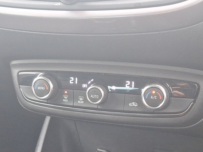 Used Vauxhall Crossland X 2017 for sale - 77234755: Photo 12