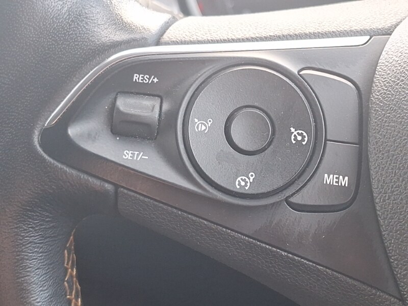 Used Vauxhall Crossland X 2017 for sale - 77234755: Photo 18