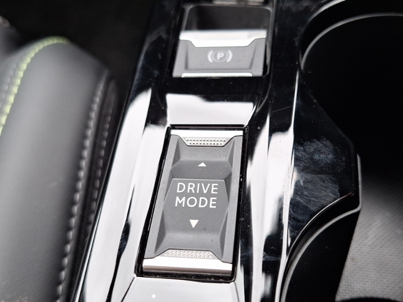 Used Peugeot 2008 2024 for sale - 76897759: Photo 16