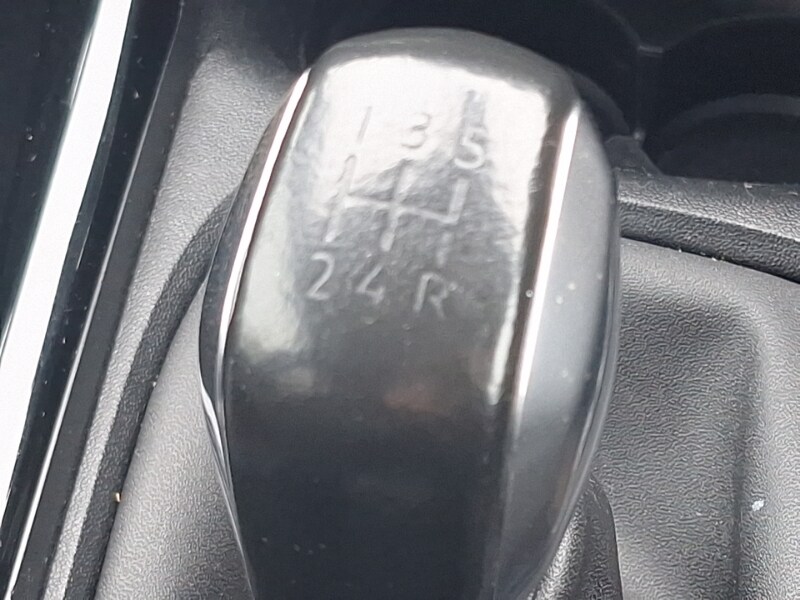 Used Peugeot 2008 2017 for sale - 76556310: Photo 17