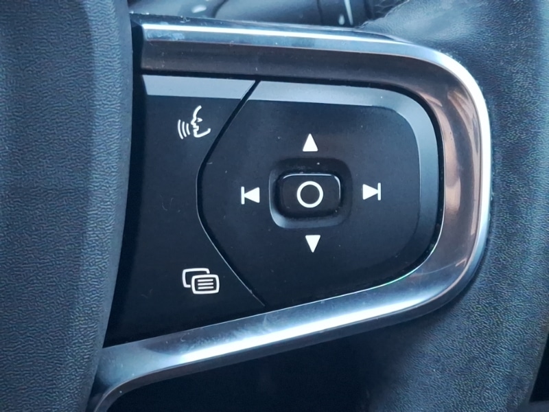 Used Volvo XC40 2022 for sale - 77669902: Photo 19