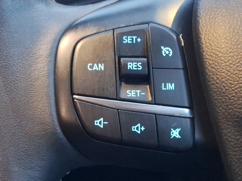 Used Ford Focus 2021 for sale - 76548800: Photo 18