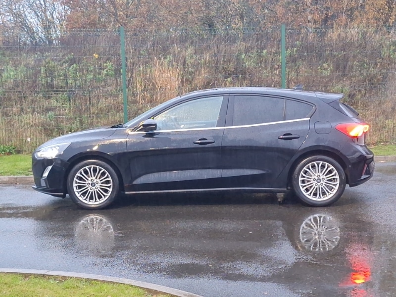 Used Ford Focus 2021 for sale - 76548800: Photo 4