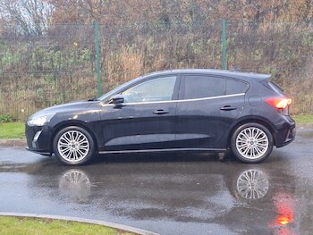 Used Ford Focus 2021 for sale - 76548800: Photo