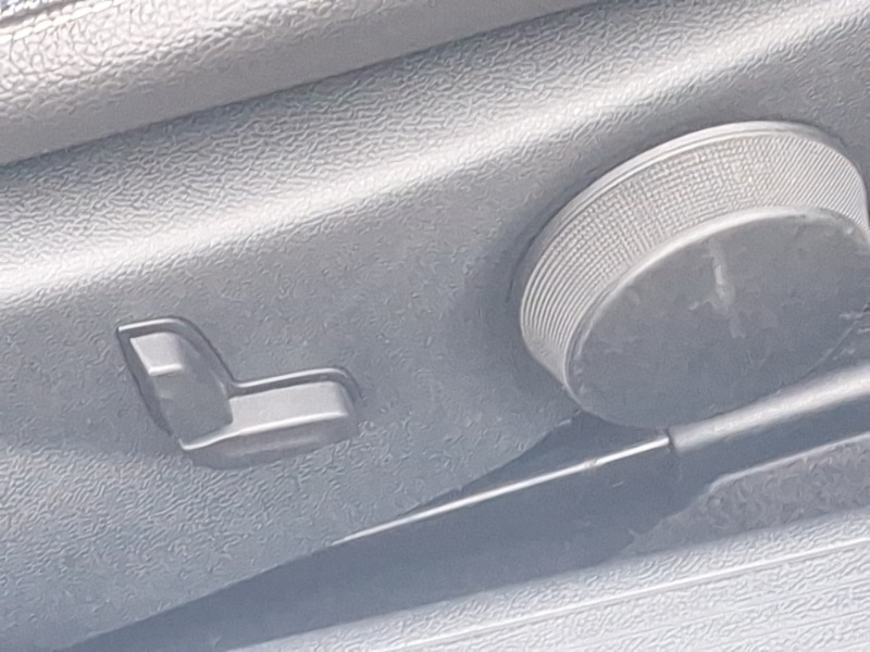 Used Mercedes-Benz C Class 2015 for sale - 77366079: Photo 12