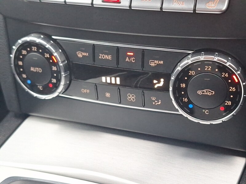 Used Mercedes-Benz C Class 2015 for sale - 77366079: Photo 14