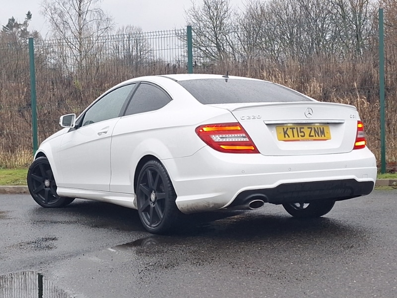 Used Mercedes-Benz C Class 2015 for sale - 77366079: Photo 3