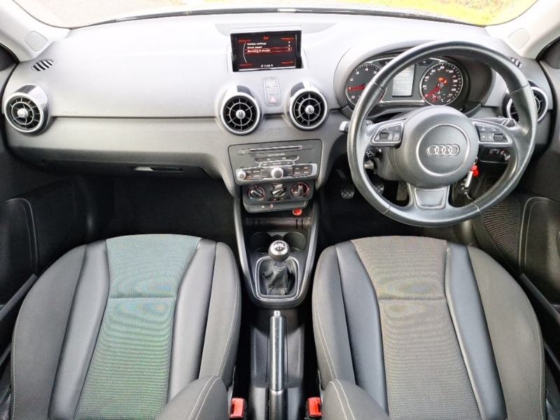 Used Audi A1 2016 for sale - 76947545: Photo 2