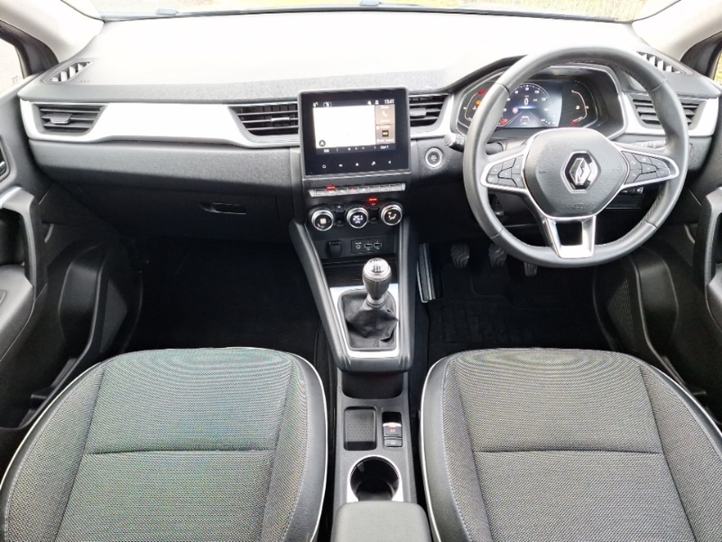 Used Renault Captur 2021 for sale - 77265599: Photo 2
