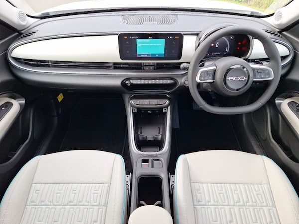 Used Fiat 600 2025 for sale - 76121094: Photo 2