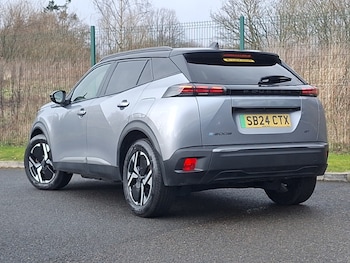 Used Peugeot 2008 2024 for sale - 77874266: Photo