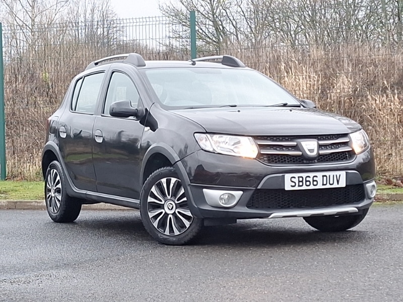 Used Dacia Sandero Stepway 2016 for sale - 77385705: Photo 1