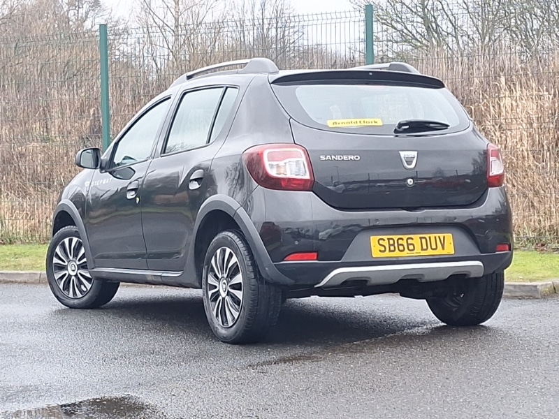 Used Dacia Sandero Stepway 2016 for sale - 77385705: Photo 3