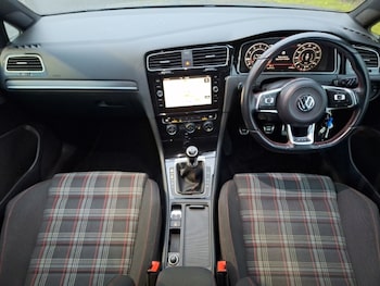 Used Volkswagen Golf 2019 for sale - 77324794: Photo