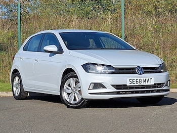 Used Volkswagen Polo 2019 for sale - 76414322: Photo