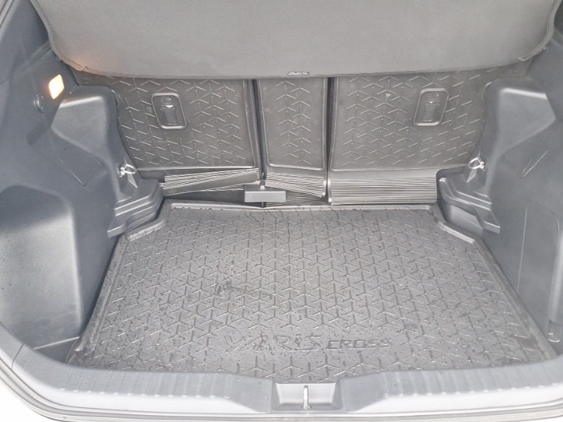 Used Toyota Yaris Cross 2023 for sale - 77119043: Photo 8