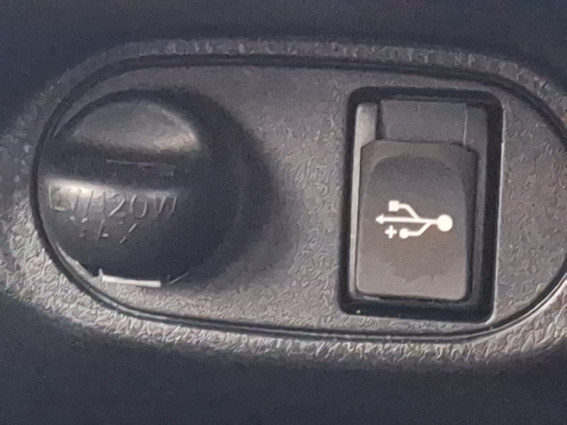 Used Toyota Yaris 2018 for sale - 76822260: Photo 14