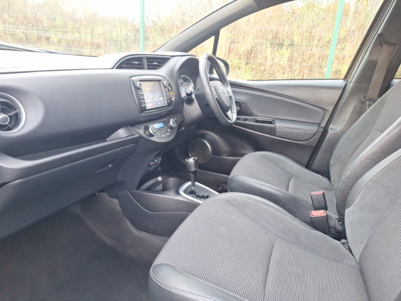 Used Toyota Yaris 2018 for sale - 76822260: Photo 5