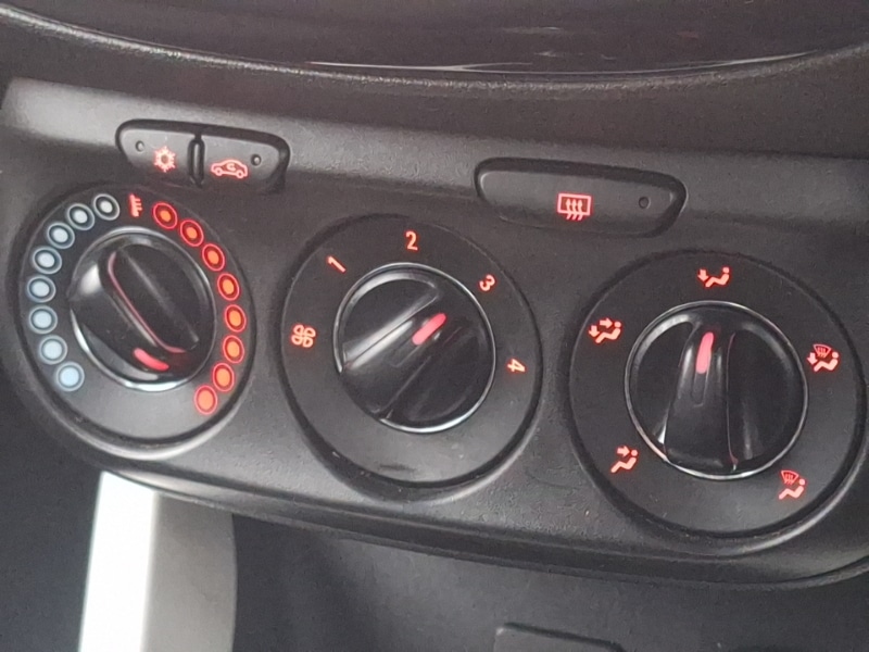 Used Vauxhall ADAM 2014 for sale - 77183451: Photo 13