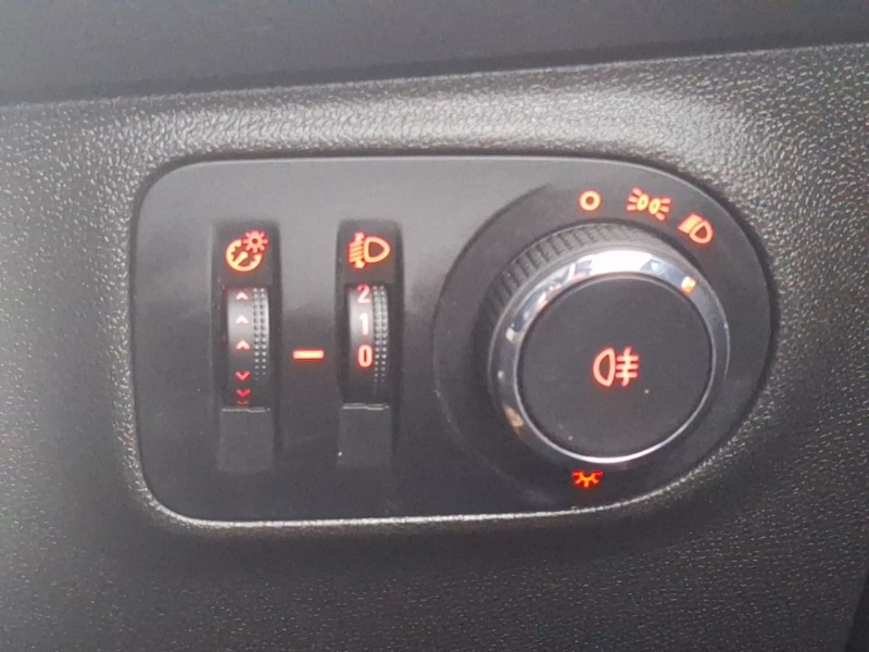 Used Vauxhall ADAM 2014 for sale - 77183451: Photo 17