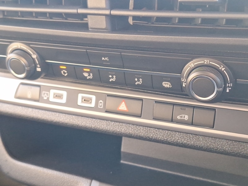 Used Vauxhall Vivaro 2024 for sale - 76853985: Photo 13