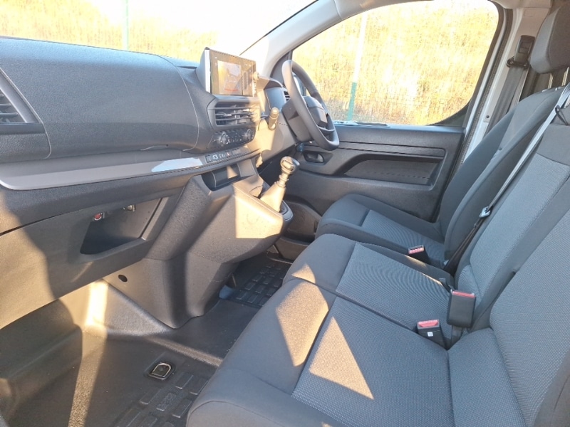 Used Vauxhall Vivaro 2024 for sale - 76853985: Photo 5