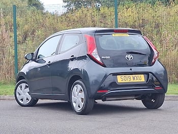 Used Toyota AYGO 2019 for sale - 79686229: Photo