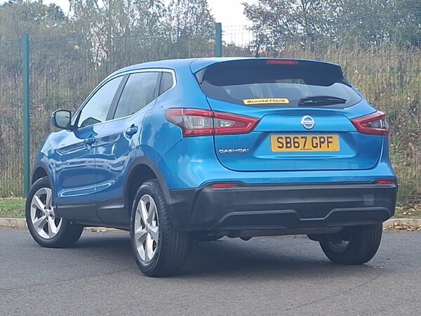 Used Nissan Qashqai 2017 for sale - 76225787: Photo 3