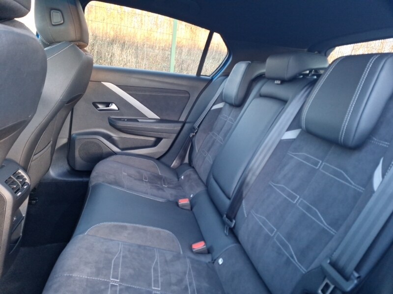 Used Vauxhall Astra 2023 for sale - 77085730: Photo 6