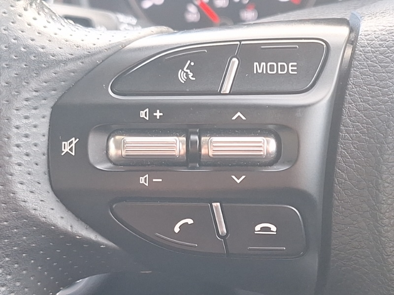 Used Kia Stonic 2021 for sale - 77213895: Photo 18