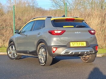 Used Kia Stonic 2021 for sale - 77213895: Photo