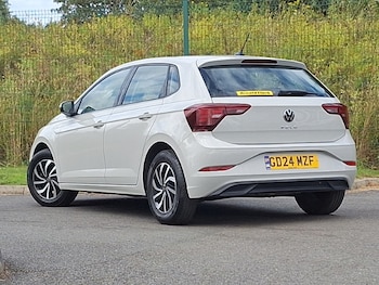 Used Volkswagen Polo 2024 for sale - 79624987: Photo