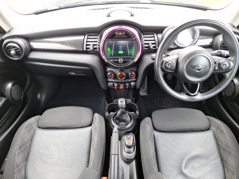 Used MINI Hatch 2018 for sale - 77531260: Photo 2