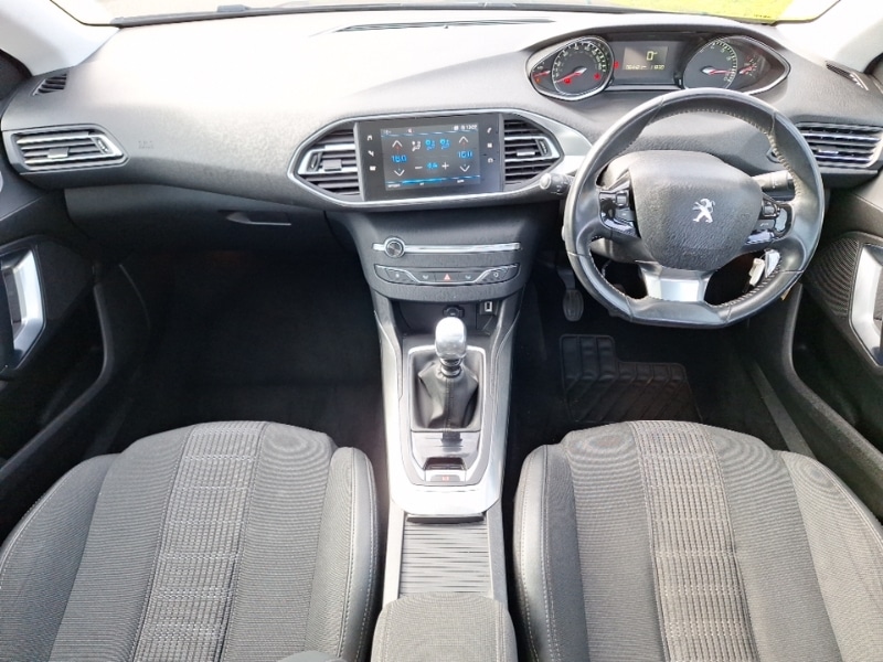 Used Peugeot 308 2019 for sale - 77933370: Photo 2